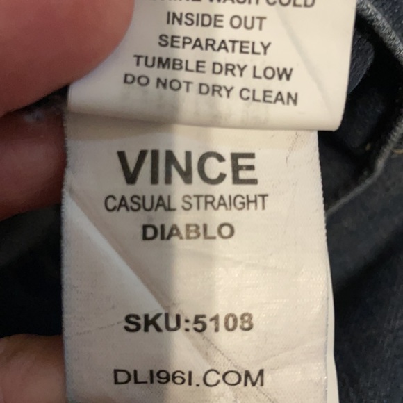 DL1961 Vince Size 34 Casual Straight Dark Wash Denim Premium Jeans - Picture 6 of 11
